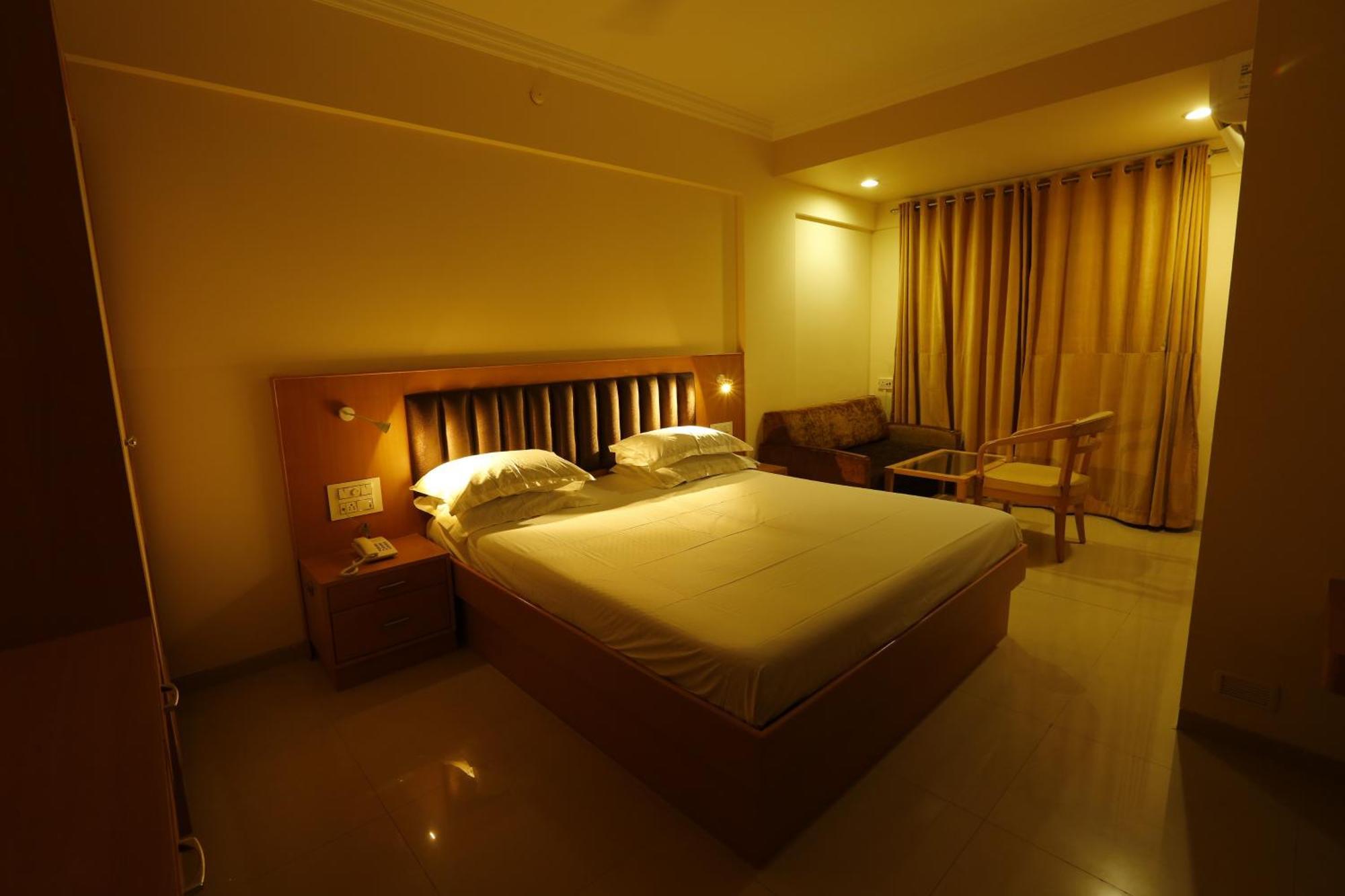 Hotel Ravikiran Alibaug Dış mekan fotoğraf